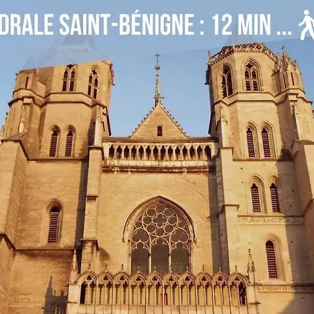 Apartmán T2 Au Coeur Historique De Avec Clim & Smarttv