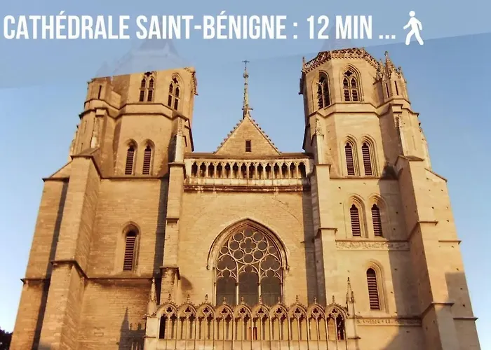 Apartment T2 Au Coeur Historique De Avec Clim & Smarttv